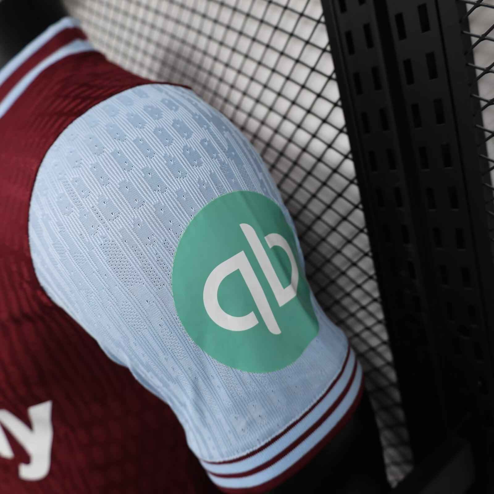 2024-25 West Ham Home Shirt [Player Version] - Retro Classic Kits