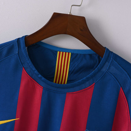 2005-06 FC Barcelona Home Kit - Retro Classic Kits
