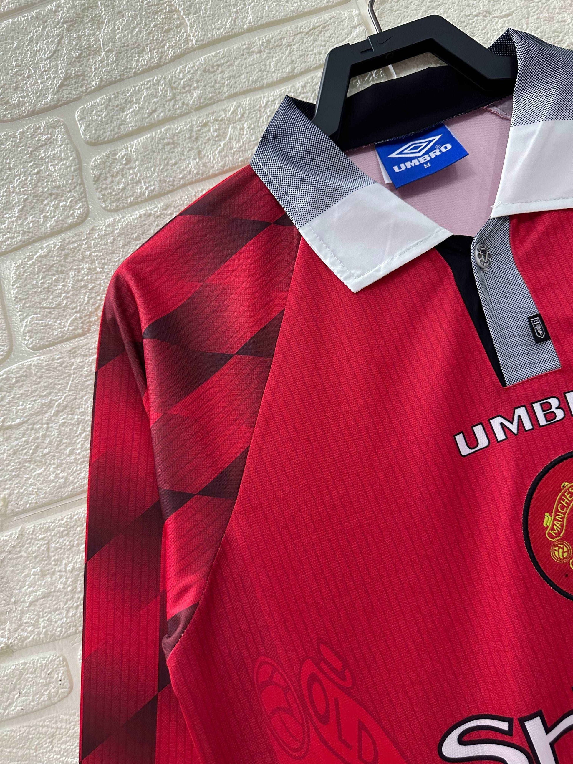 1996-98 Manchester United Home Shirt - Long Sleeve - Retro Classic Kits