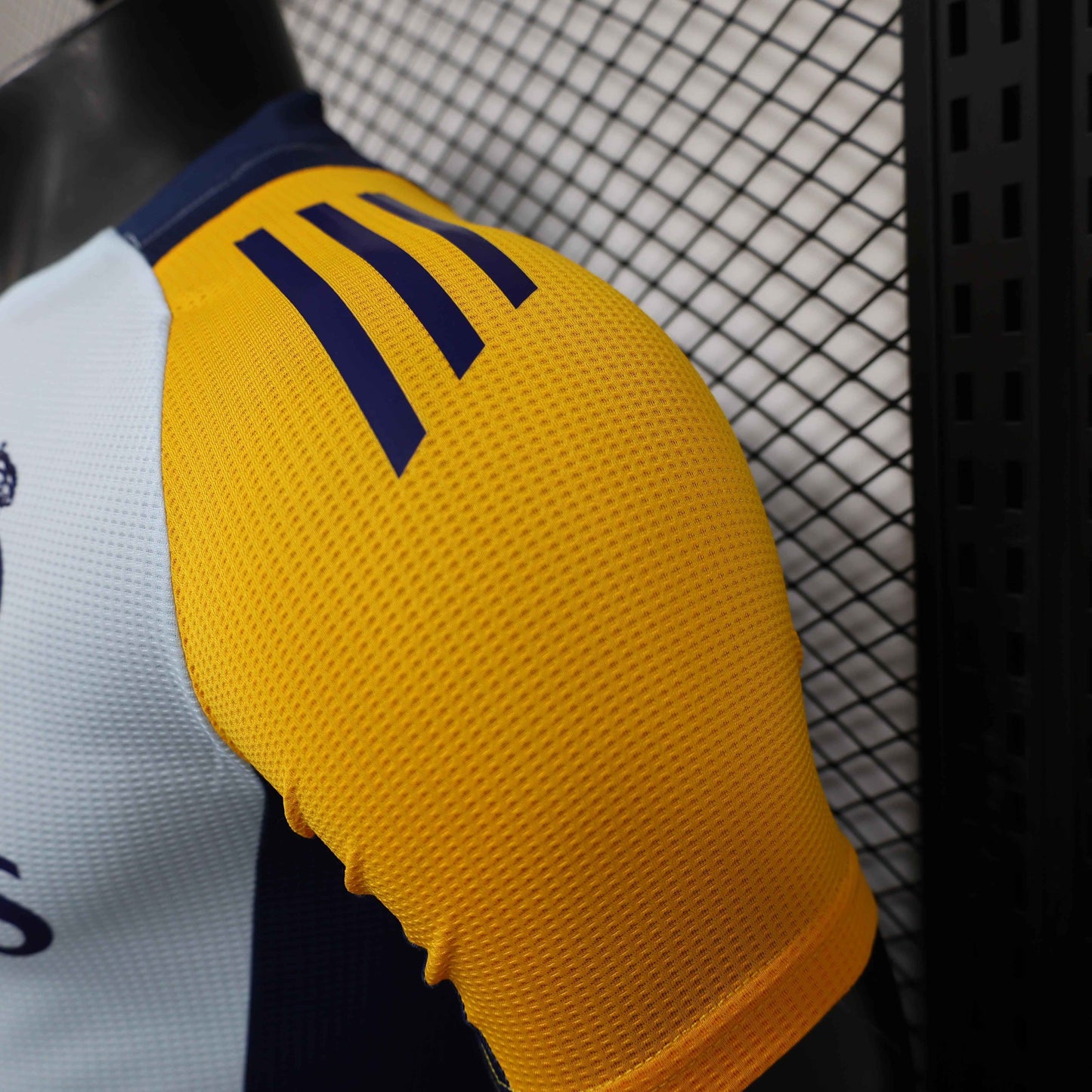 2024-25 Real Madrid Training Shirt [Player Version] - Retro Classic Kits