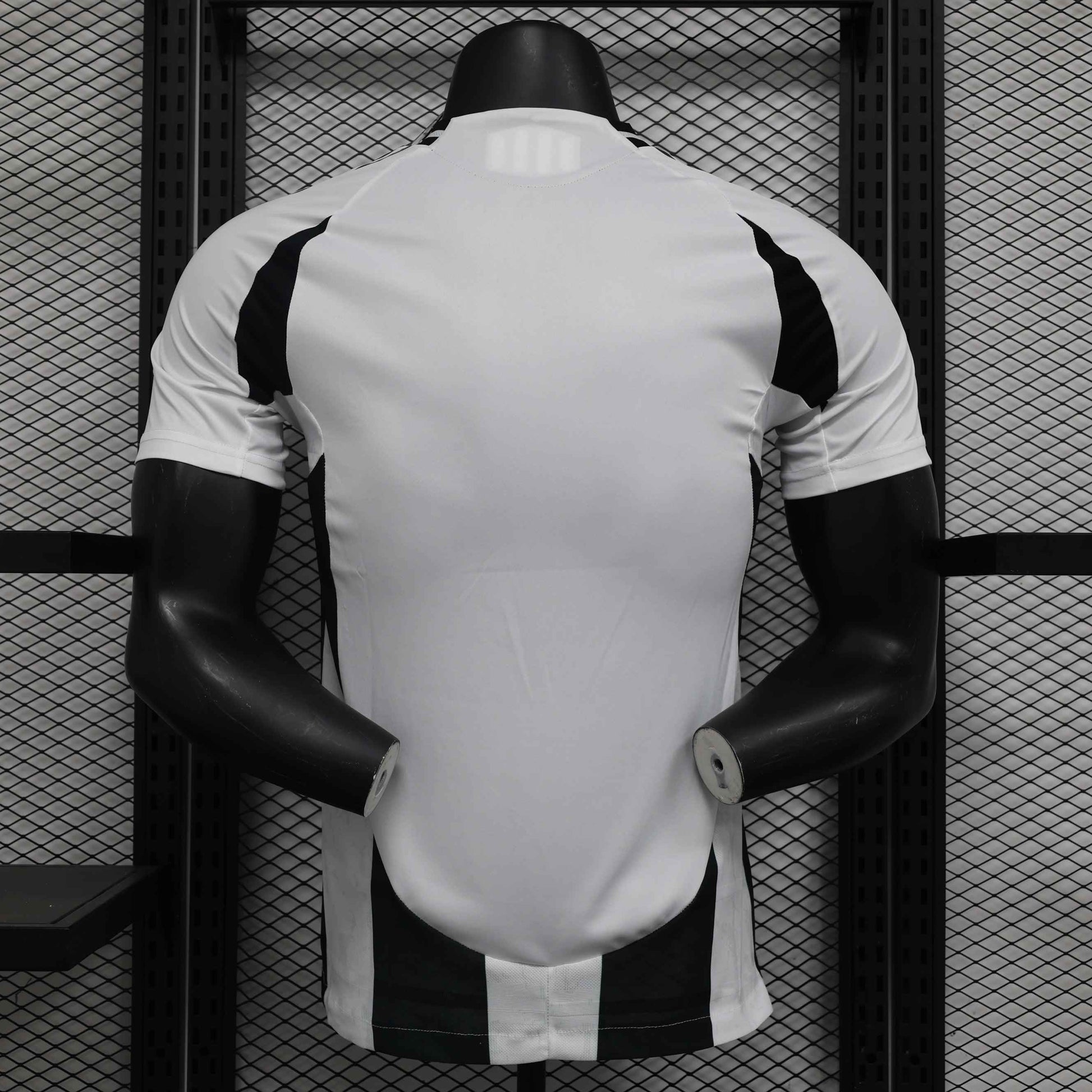2024-25 Juventus Home Shirt [Player Version] - Retro Classic Kits