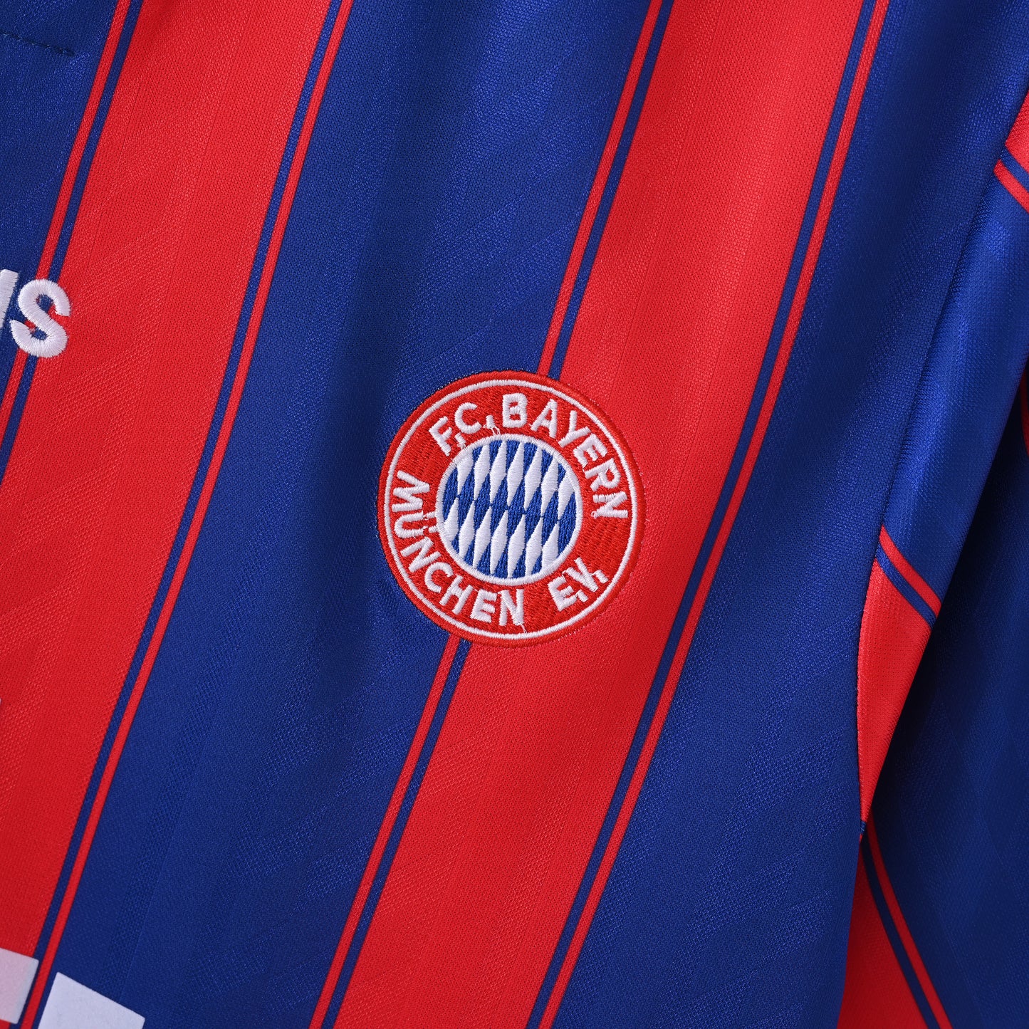 1995-97 Bayern Munich Home Kit