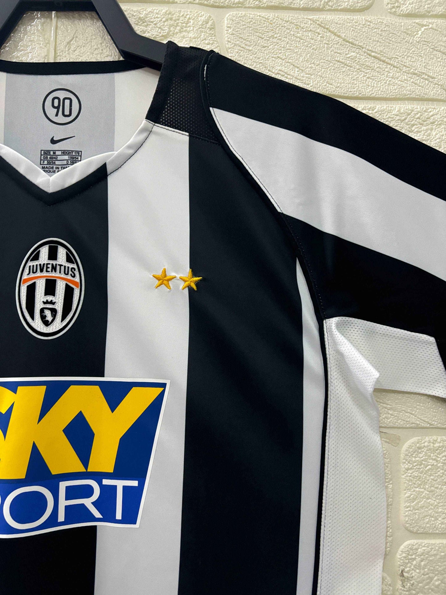 2004-05 Juventus Home Shirt - Retro Classic Kits