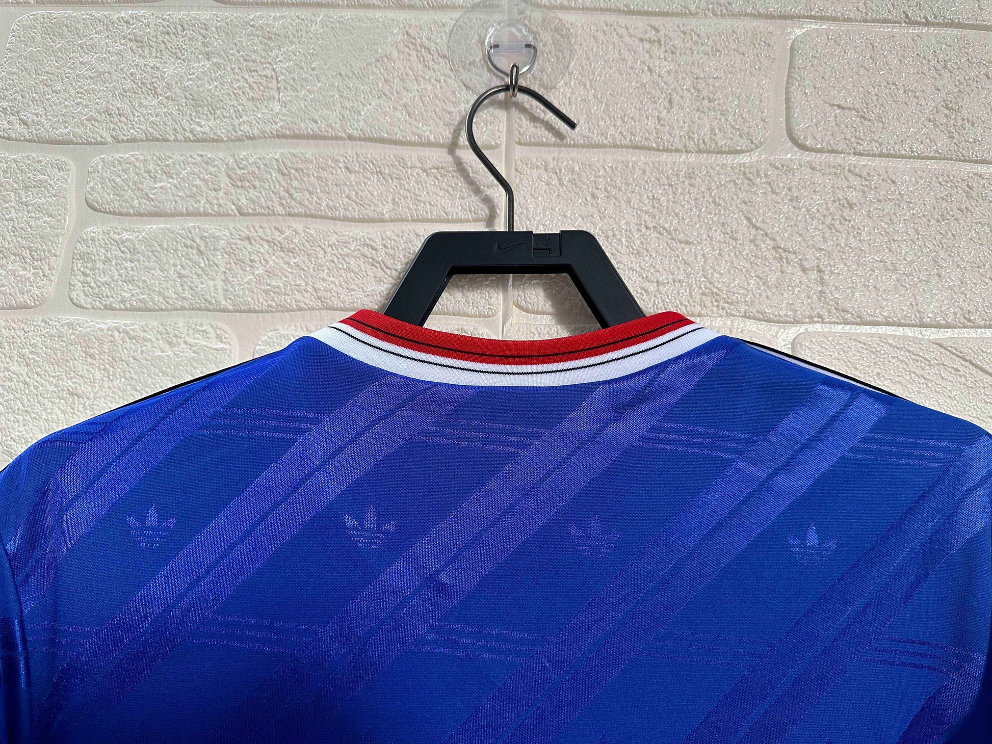 1986-88 Manchester United Away Shirt - Retro Classic Kits