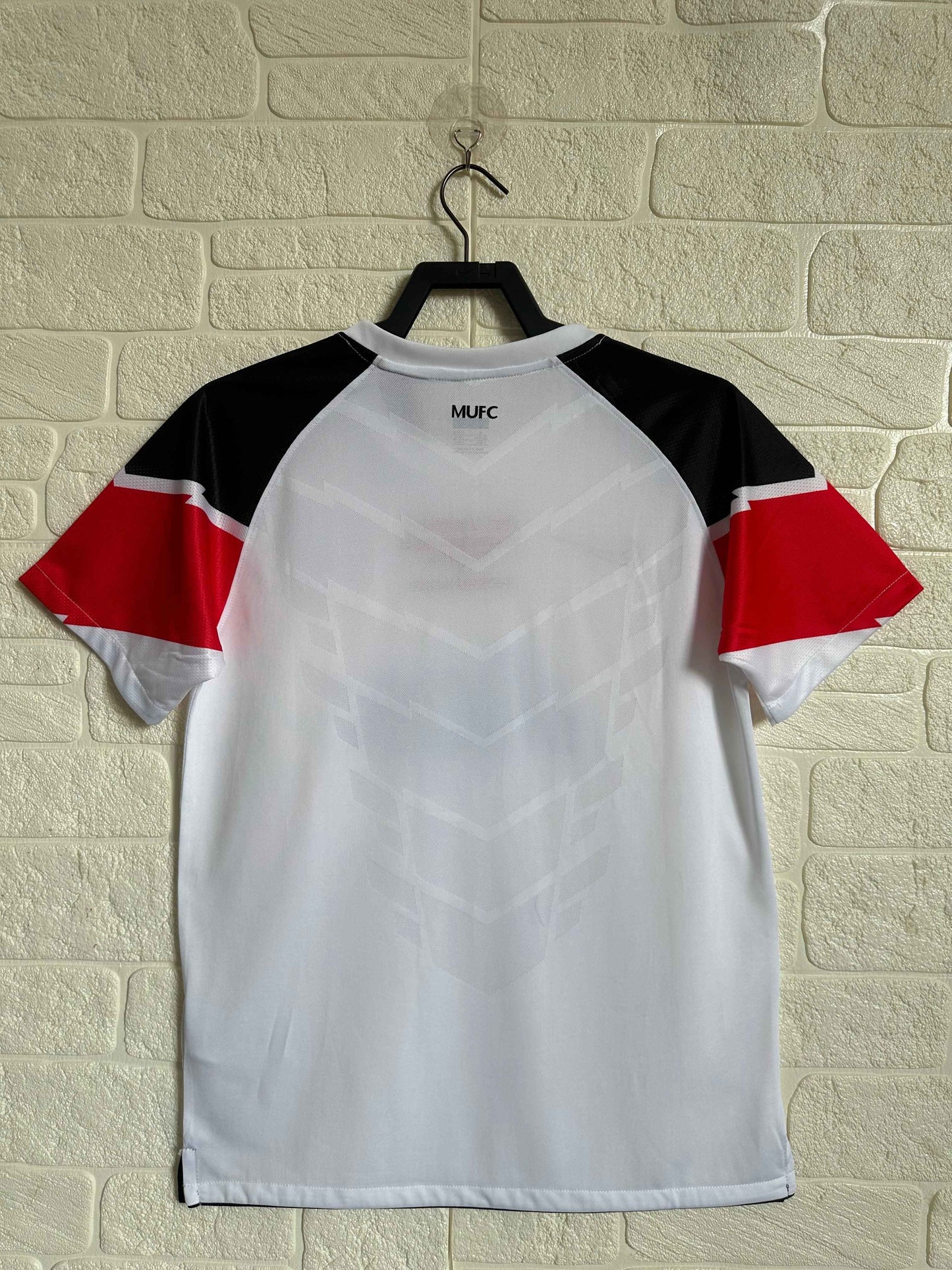 2010-11 Manchester United Away Shirt - Retro Classic Kits