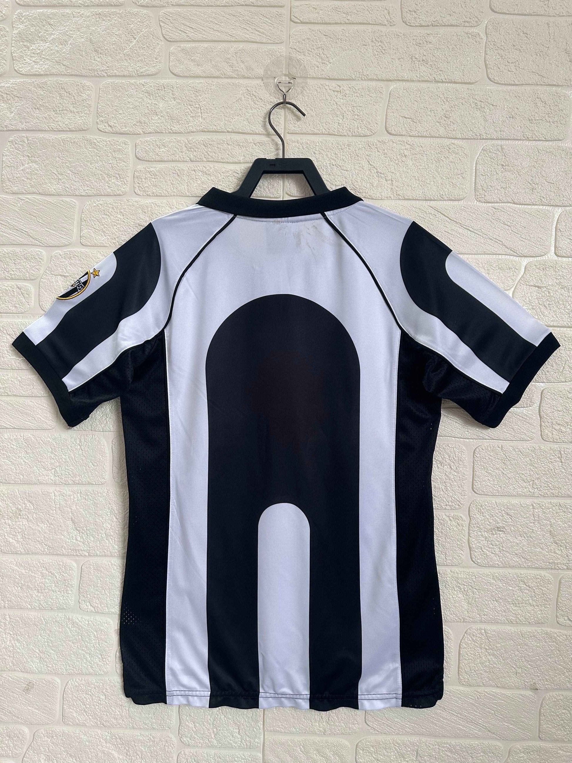 1997-98 Juventus Home Shirt - Retro Classic Kits