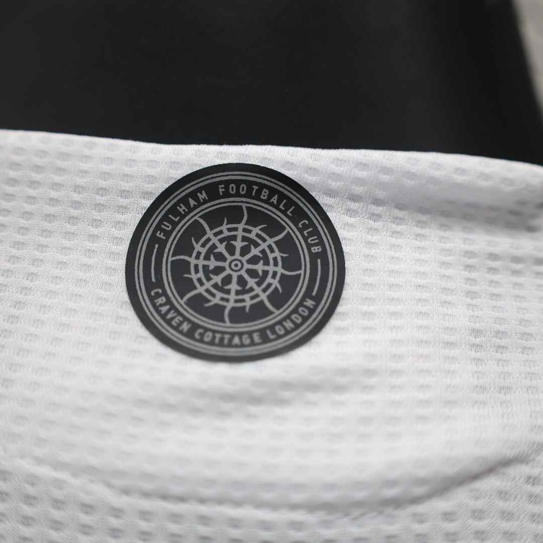 2024-25 Fulham Home Shirt [Player Version] - Retro Classic Kits