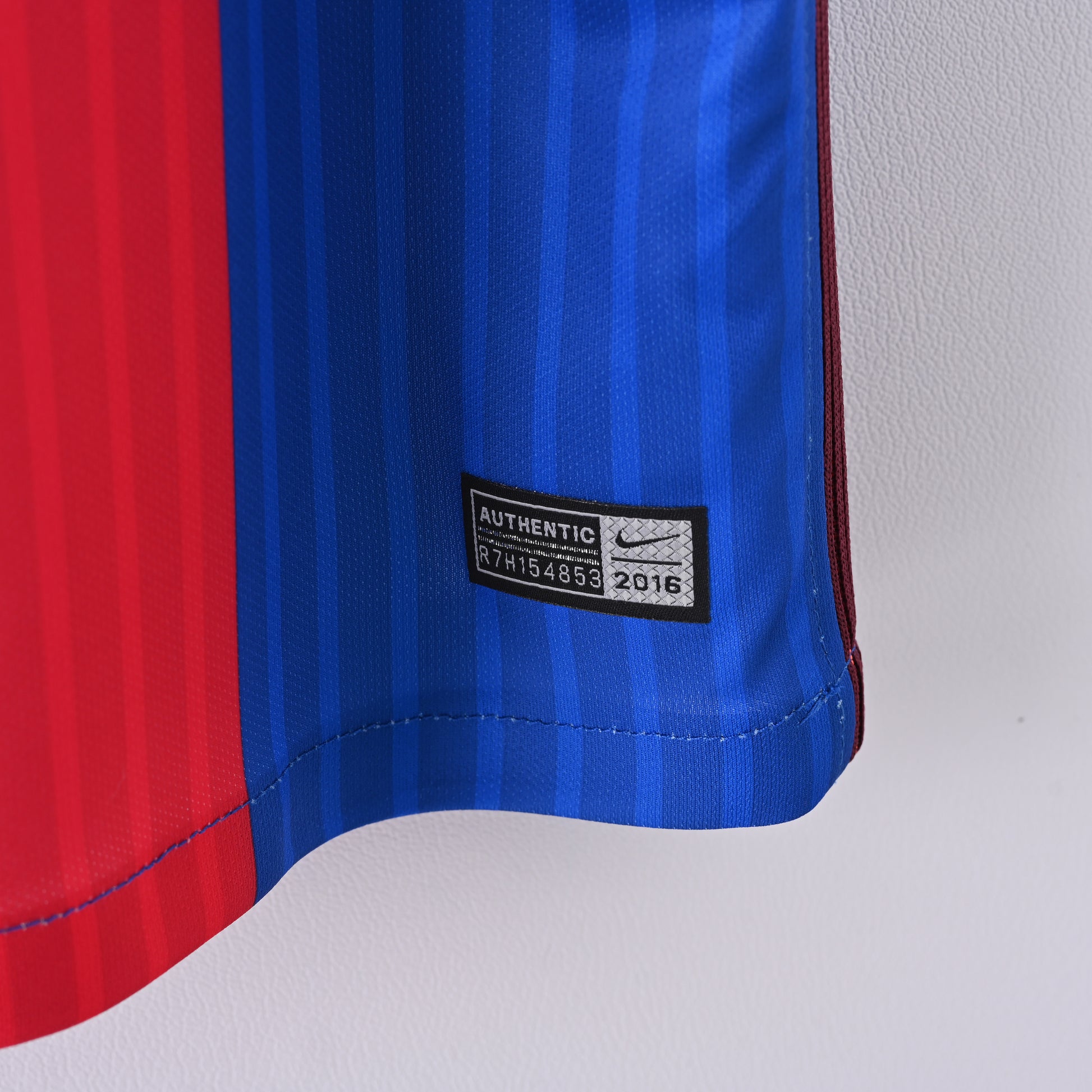 2016-17 FC Barcelona Home Shirt - Retro Classic Kits
