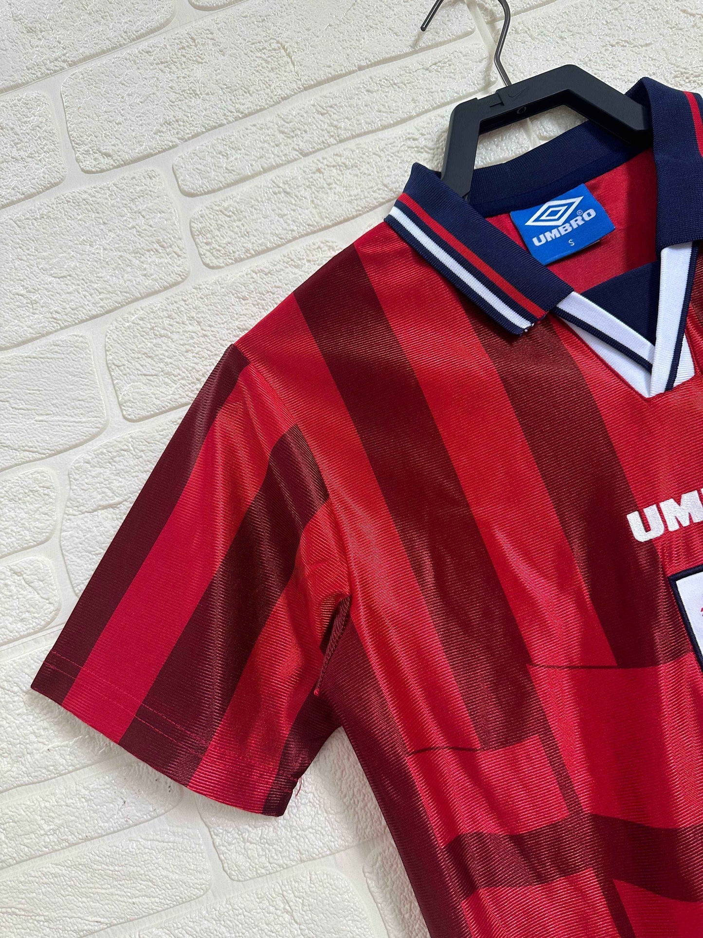 1998 England Away Shirt - Retro Classic Kits