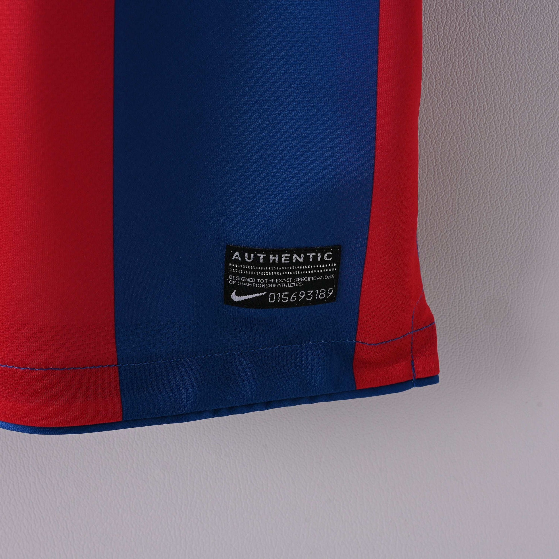 2010-11 FC Barcelona Home Kit - Retro Classic Kits