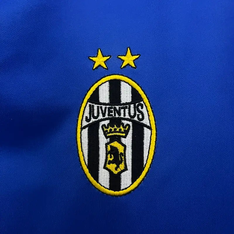 1999-00 Juventus Away Kit - Retro Classic Kits