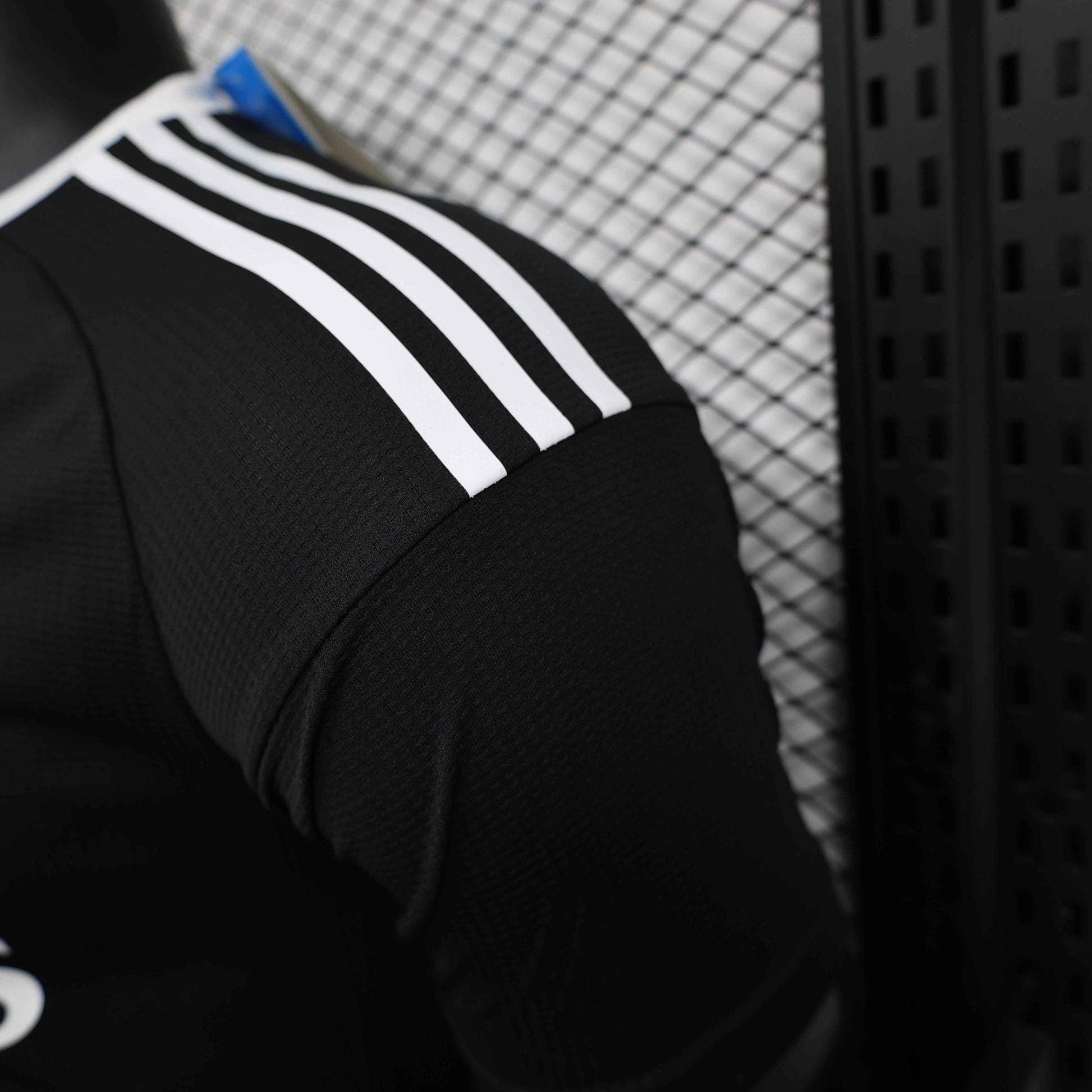 Limited Edition Real Madrid Shirt - Originals Black - Retro Classic Kits