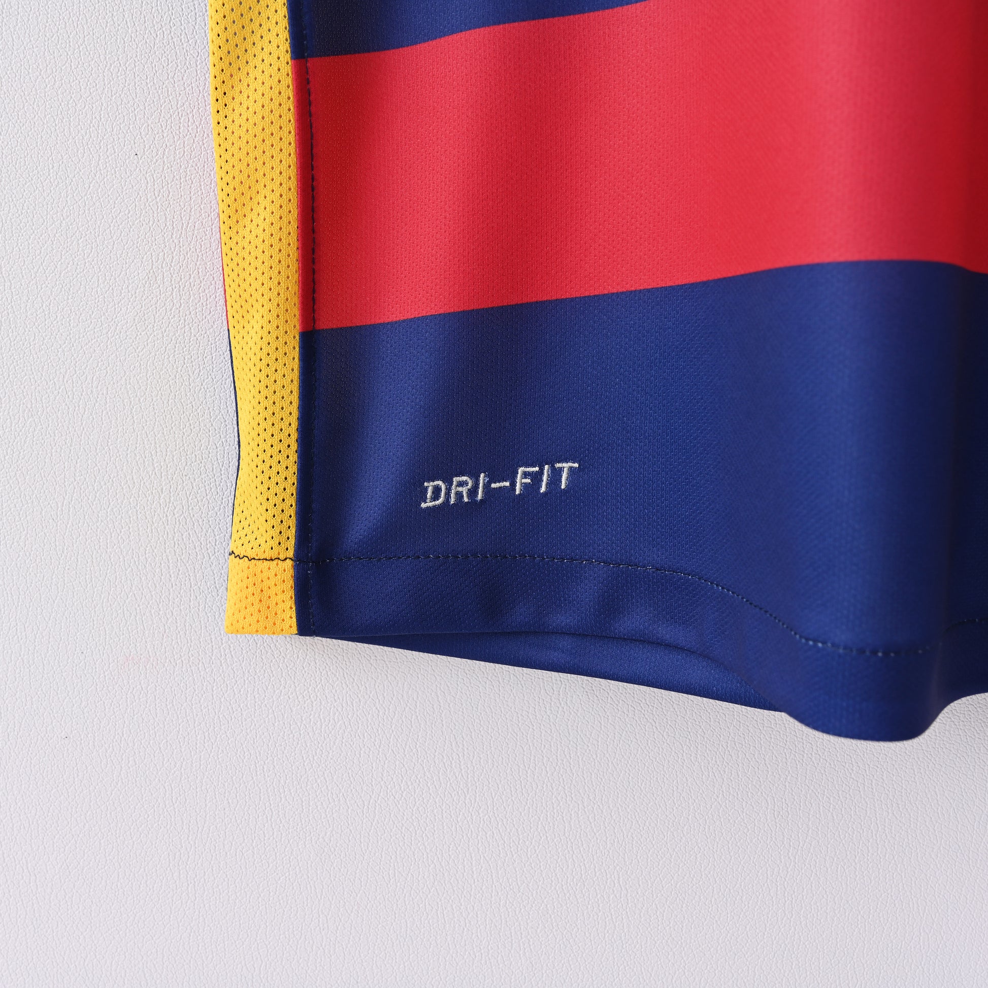 2015-16 FC Barcelona Home Shirt - Retro Classic Kits