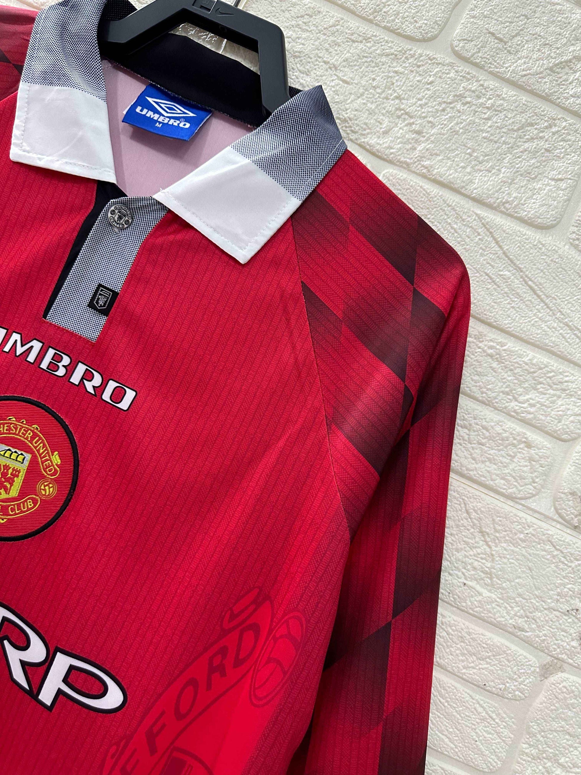 1996-98 Manchester United Home Shirt - Long Sleeve - Retro Classic Kits