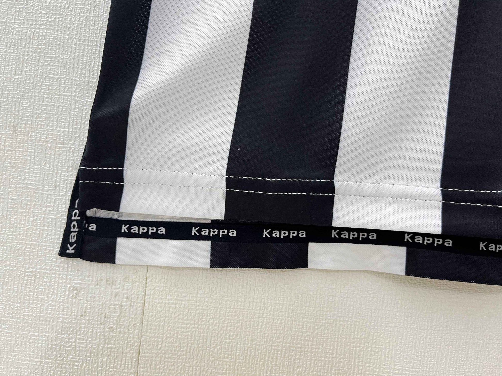 1999-00 Juventus Home Shirt - Retro Classic Kits