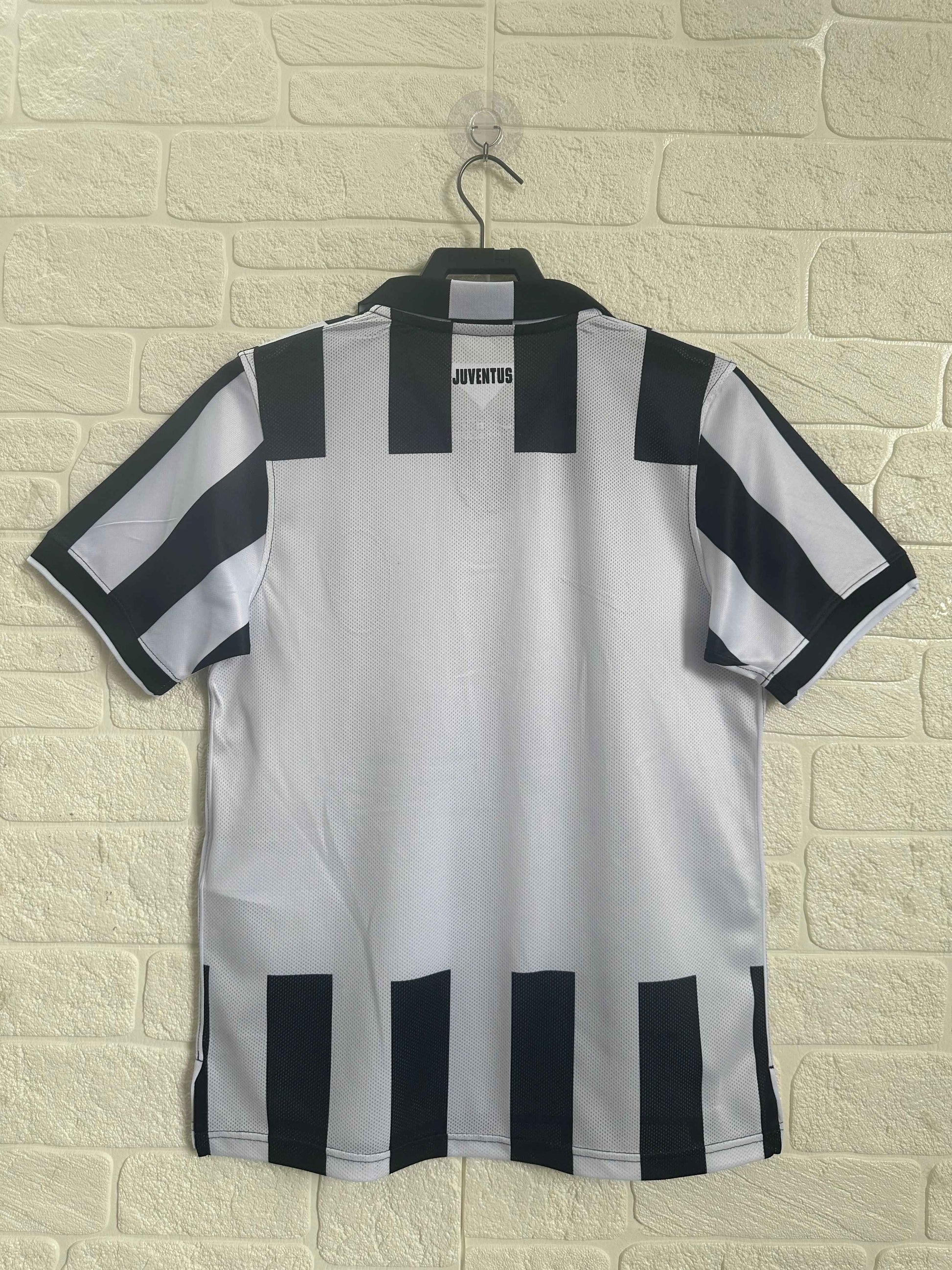 2014-15 Juventus Home Shirt - Retro Classic Kits