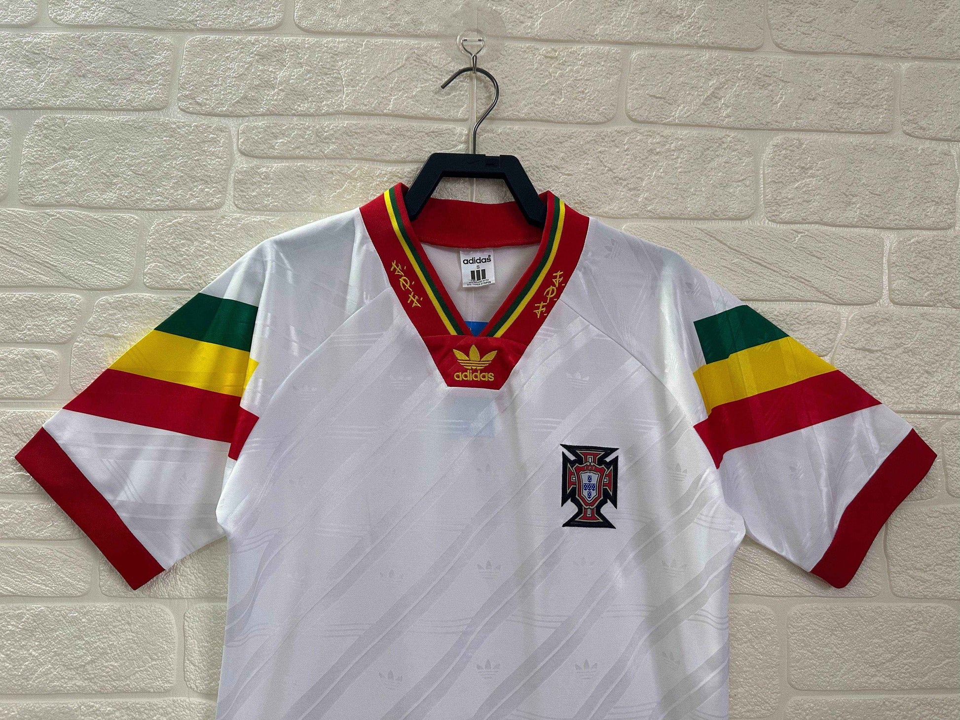 1992 Portugal Away Shirt - Retro Classic Kits