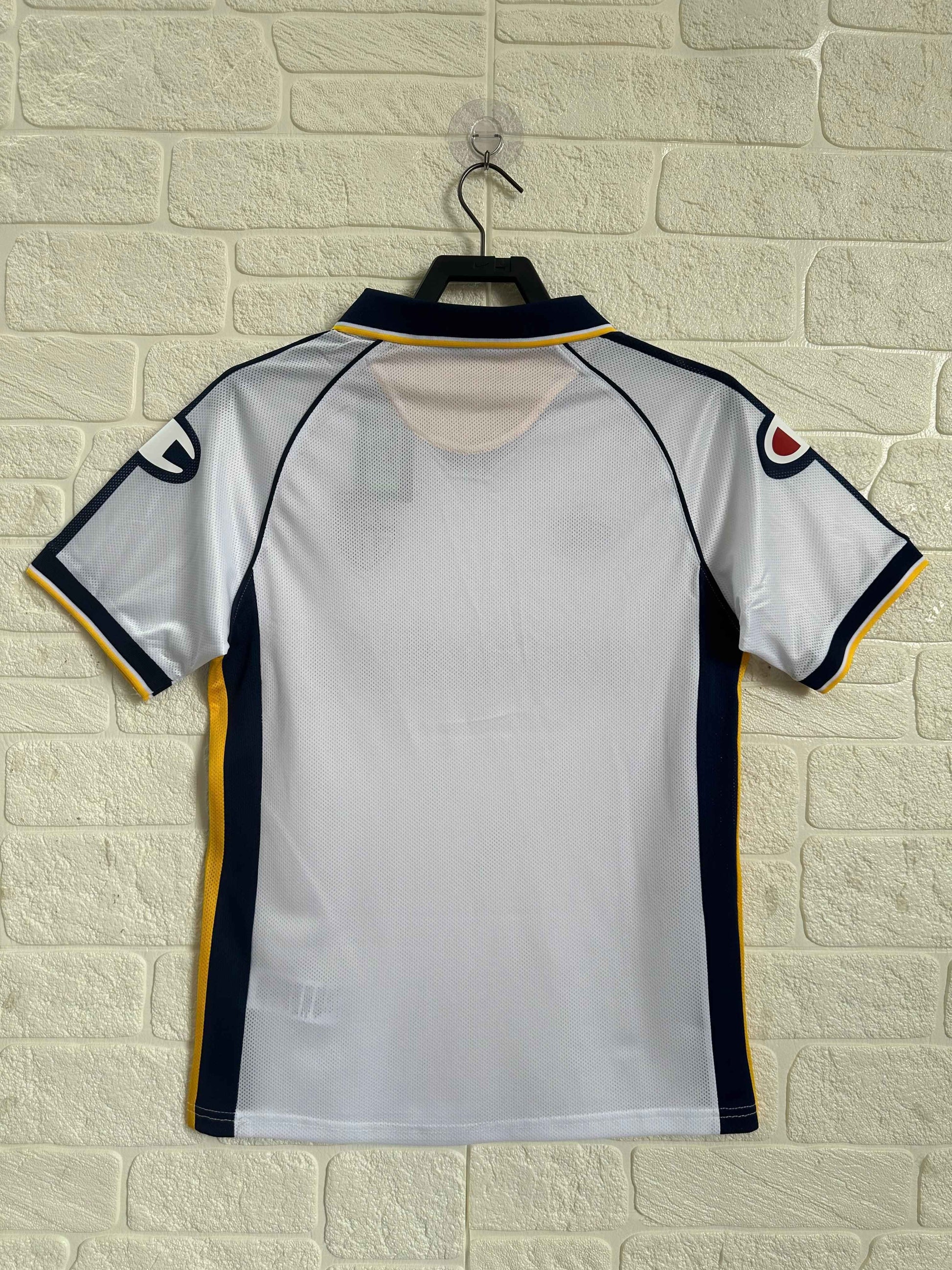 2003-04 Parma Away Shirt - Kit Legacy