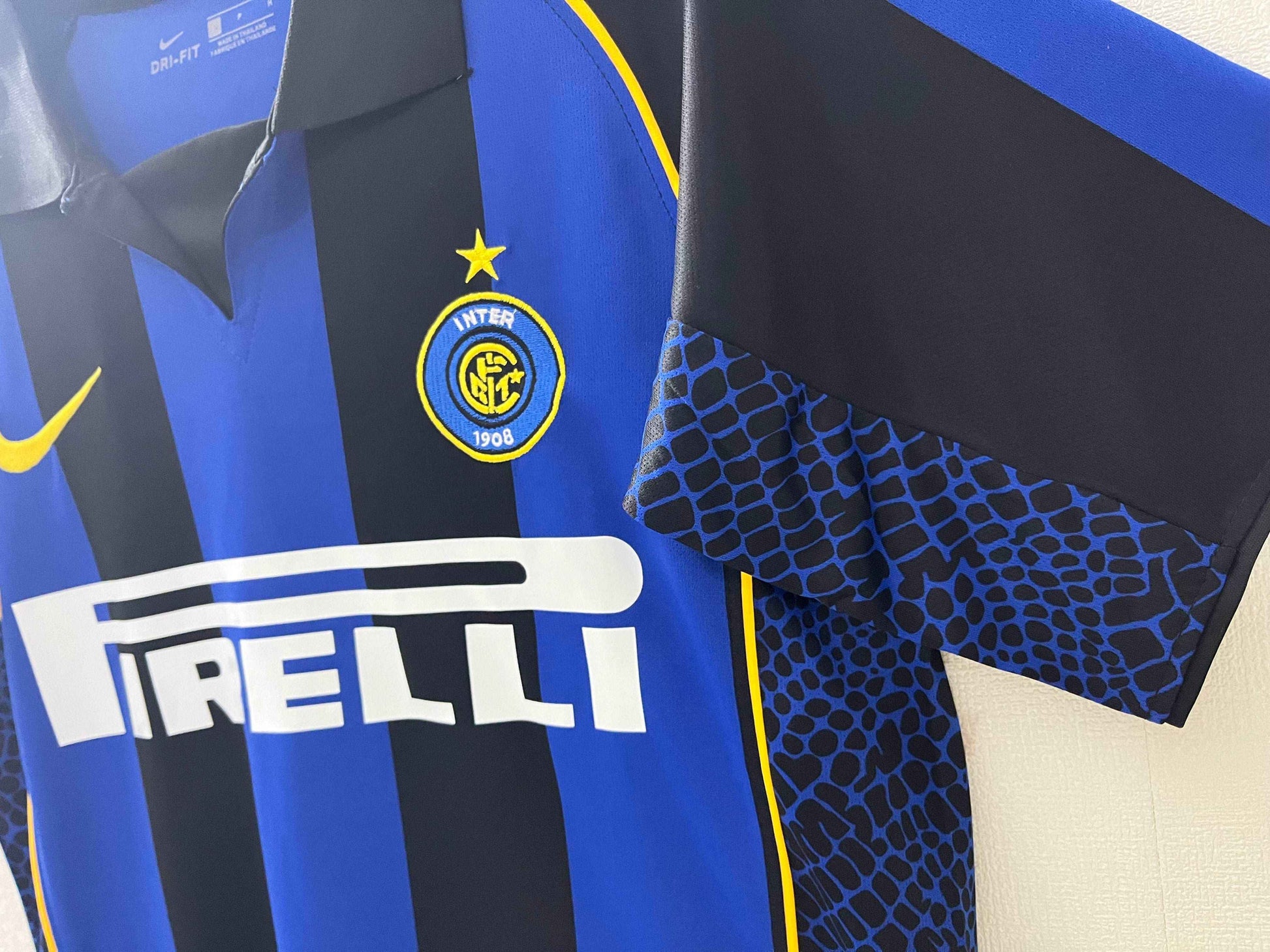 2001-02 Inter Milan Home Shirt - Retro Classic Kits