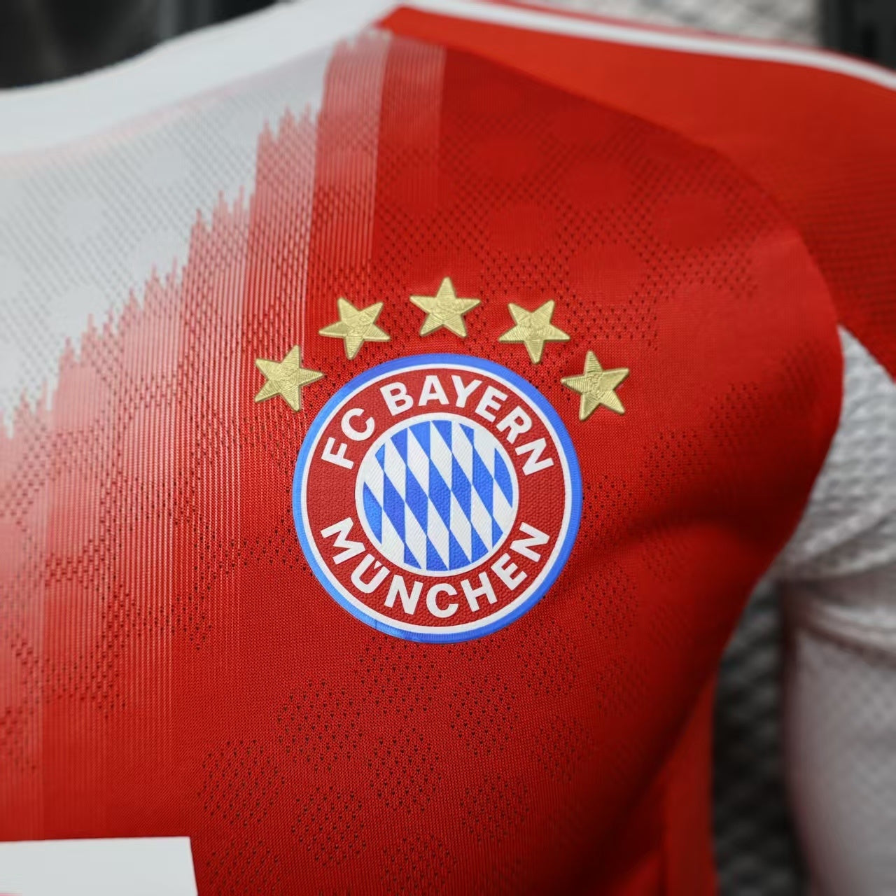 Bayern Munich 2025-26 Home Kit - Long Sleeve 