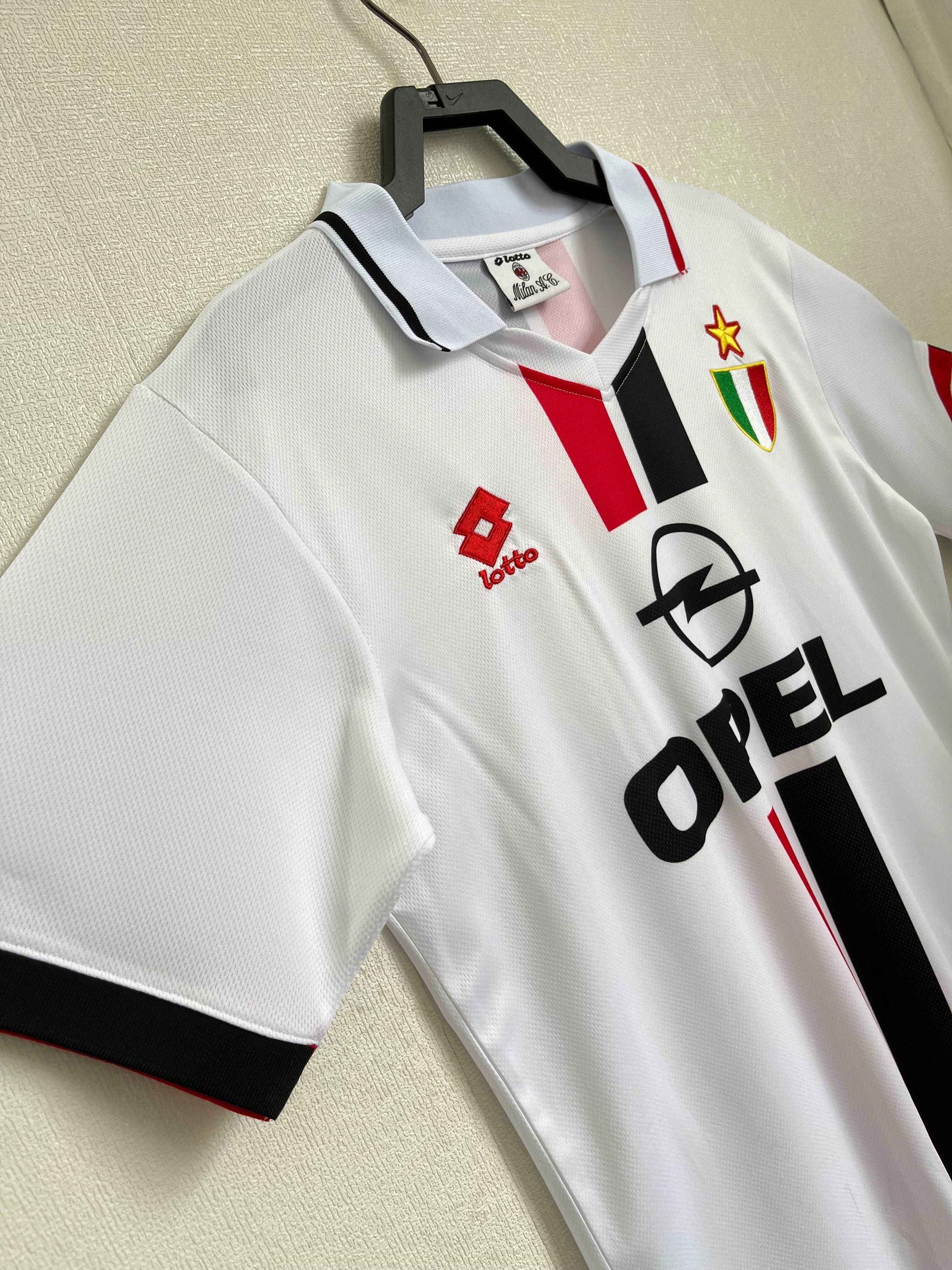 1995-96 AC Milan Away Shirt - Retro Classic Kits