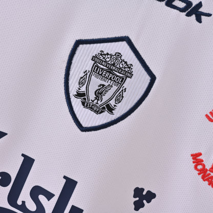 2001-02 Liverpool Away Kit
