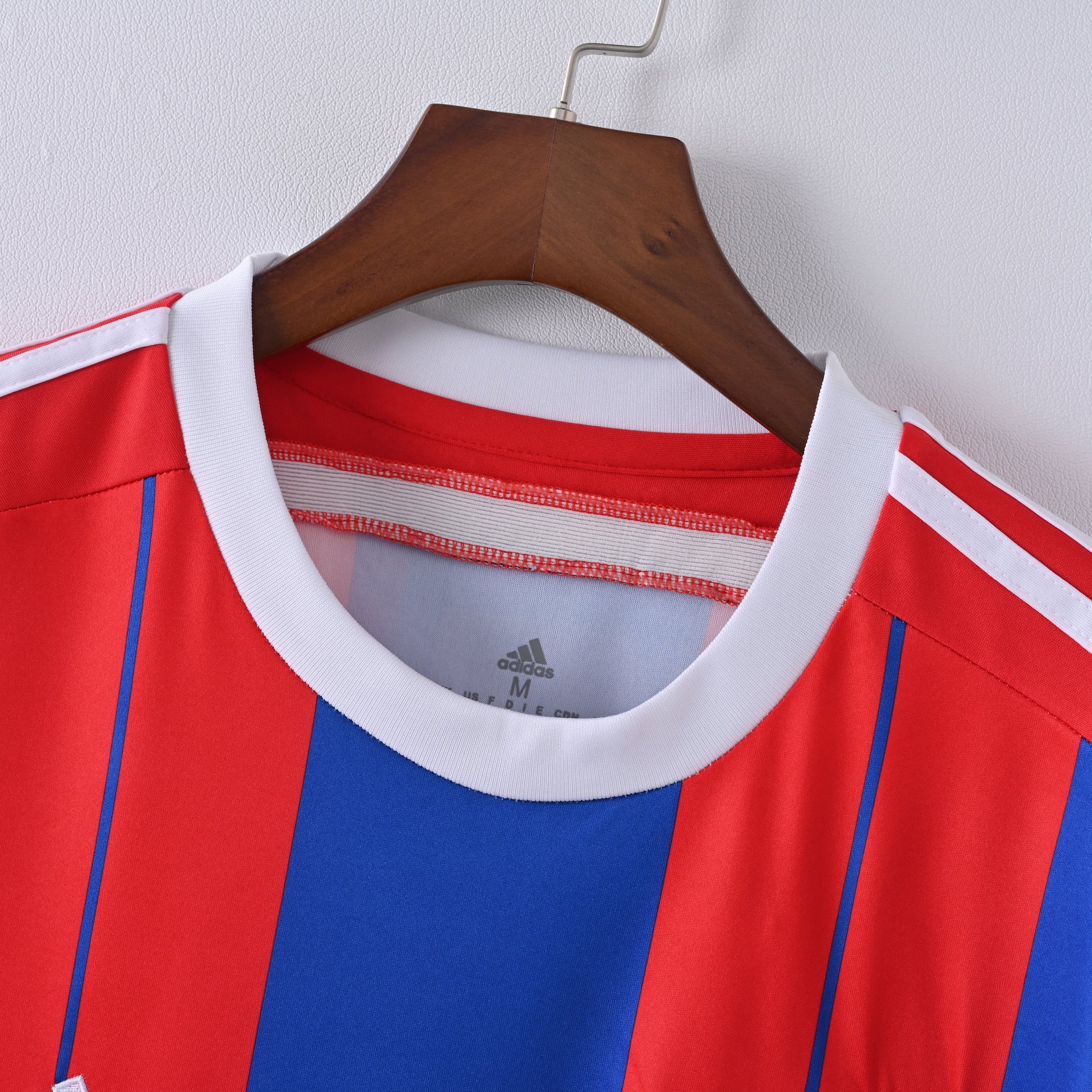 2014-15 Bayern Munich Home Shirt - Retro Classic Kits