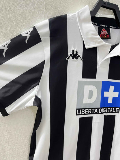 1999-00 Juventus Home Shirt - Retro Classic Kits