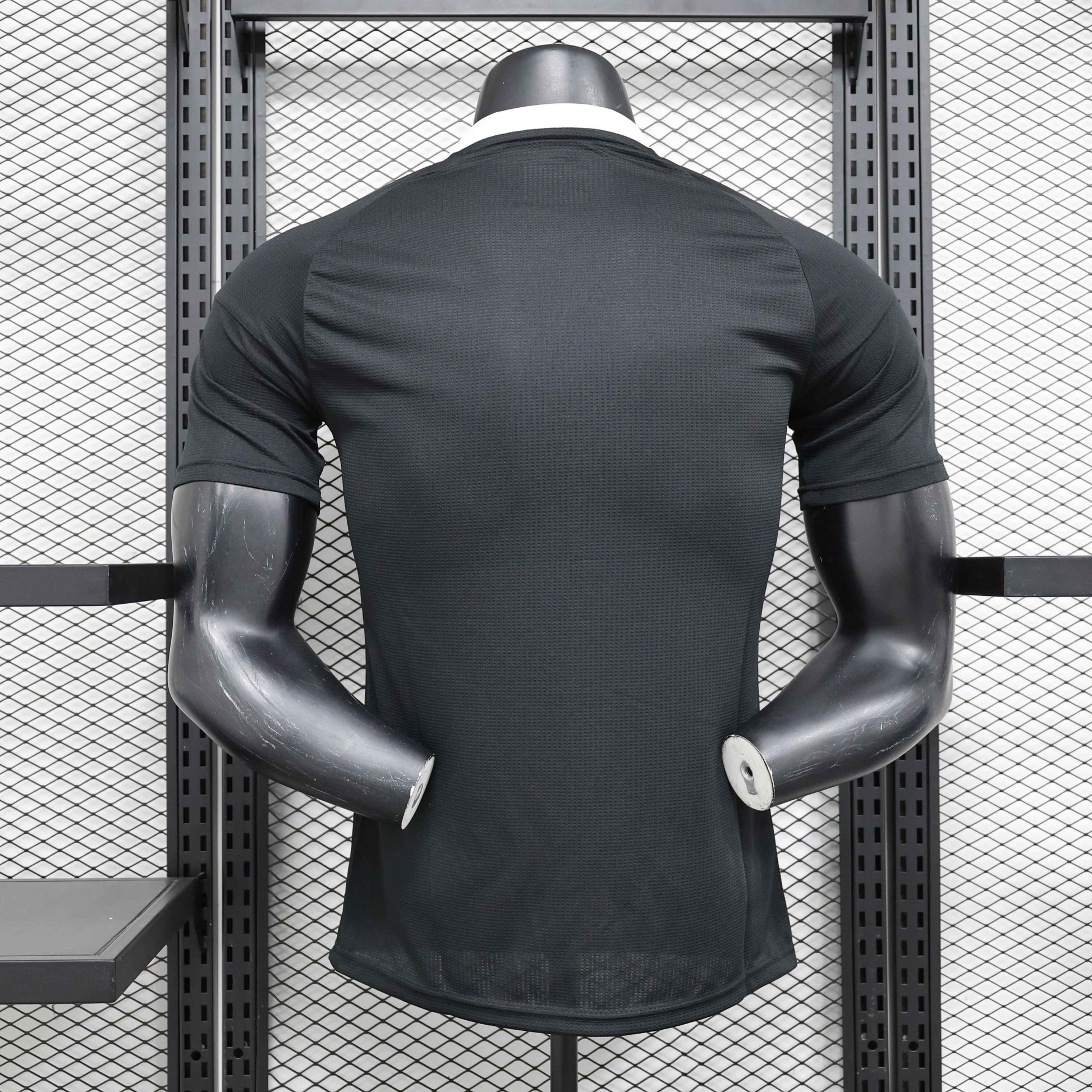 Limited Edition Real Madrid Shirt - Originals Black - Retro Classic Kits