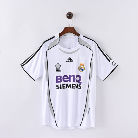 2006-07 Real Madrid Home Kit - Retro Classic Kits