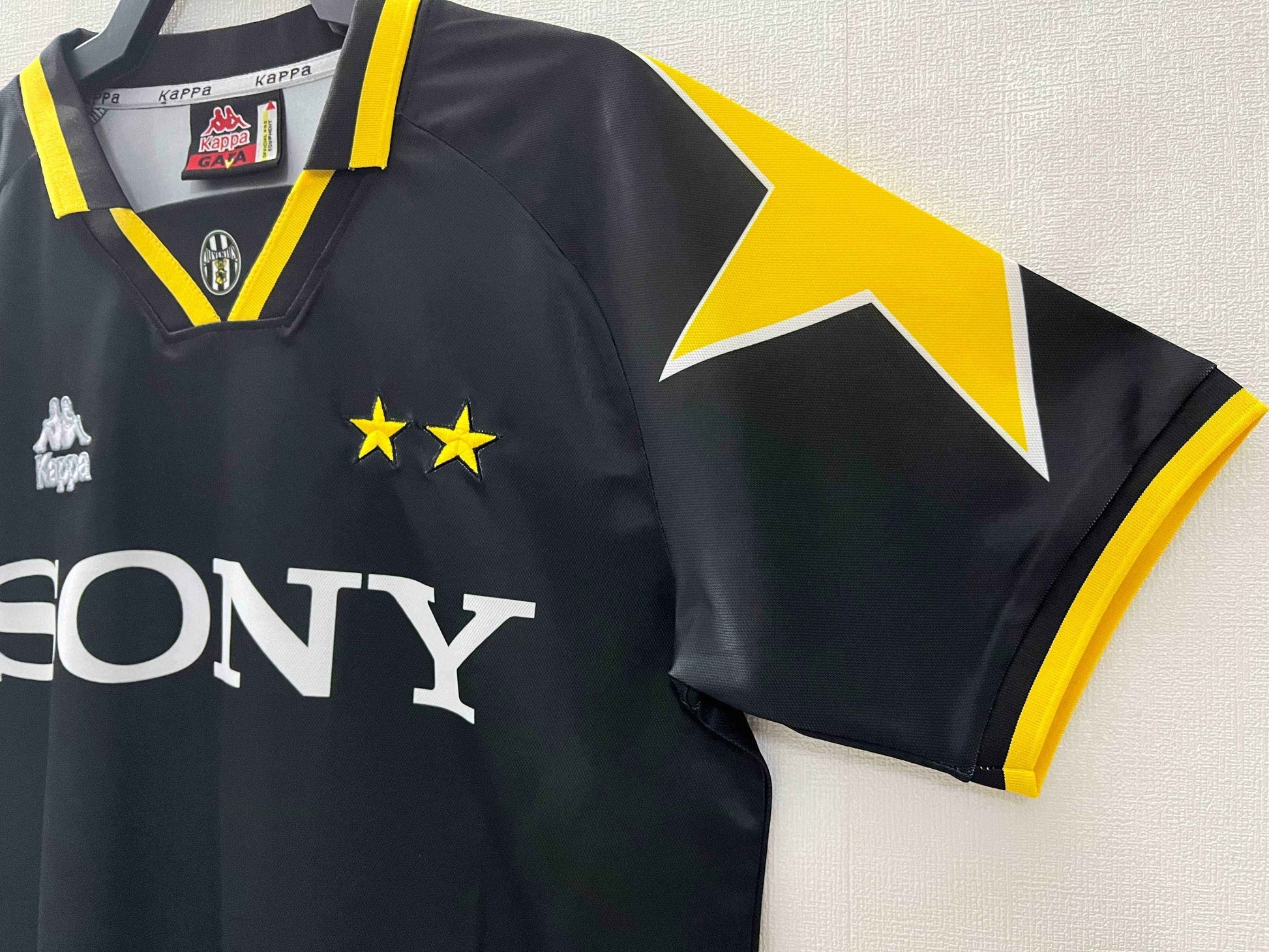 1995-97 Juventus Home Shirt - Retro Classic Kits