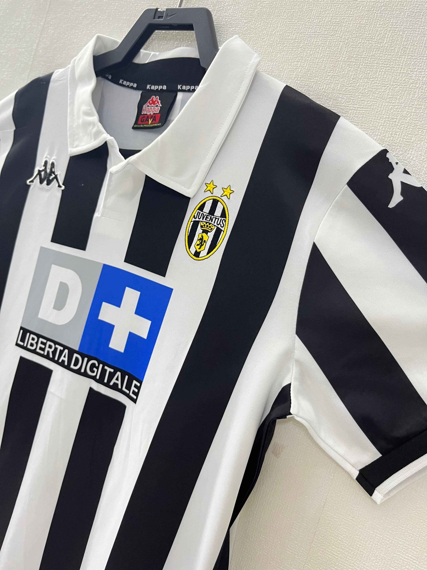 1999-00 Juventus Home Shirt - Retro Classic Kits